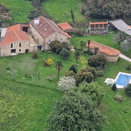 A Casa Do Veterinario * Sales (A Coruna)